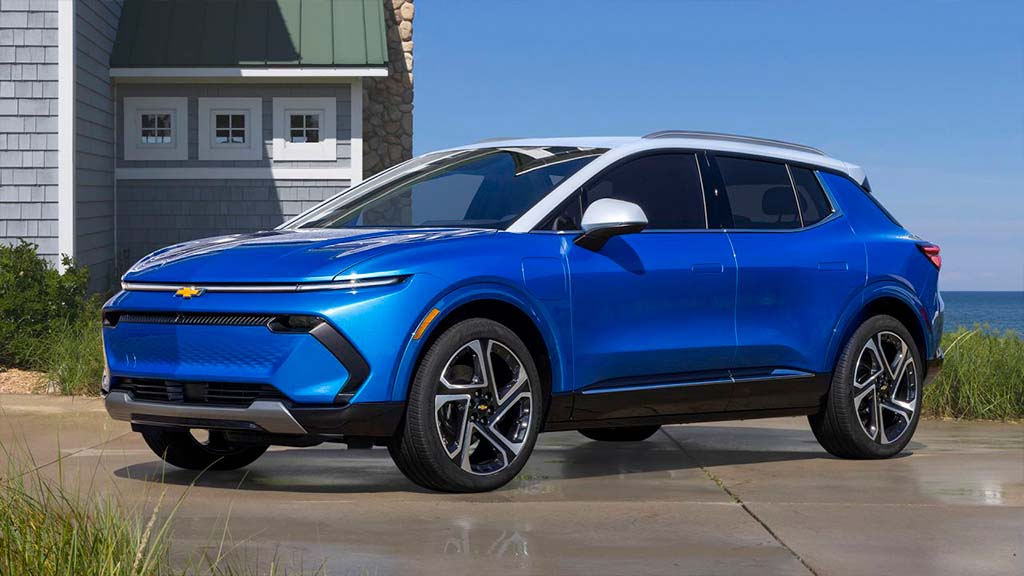GM Unveils $30,000 Electric SUV
