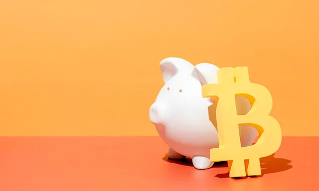 Bitcoin Price Falls Amid US Recession Fears
