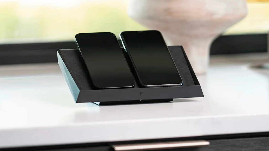 Tesla Announces Platform for Simultaneously Charging Three Devices Priced at $300