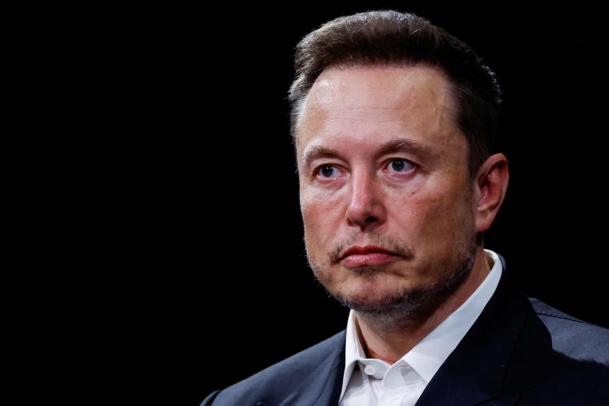 Elon Musk Claims Twitter’s Advertising Revenue Has Dropped by 50 Percent