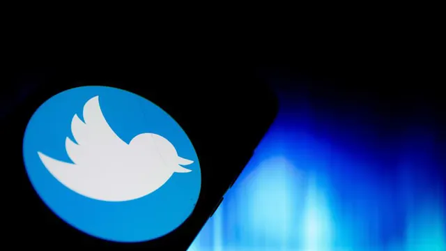 Elon Musk Announced Twitter Will Share Ad Revenue with Blue Subscribers