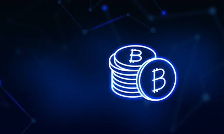 Bitcoin and Cryptocurrencies: Correlation with Traditional Assets