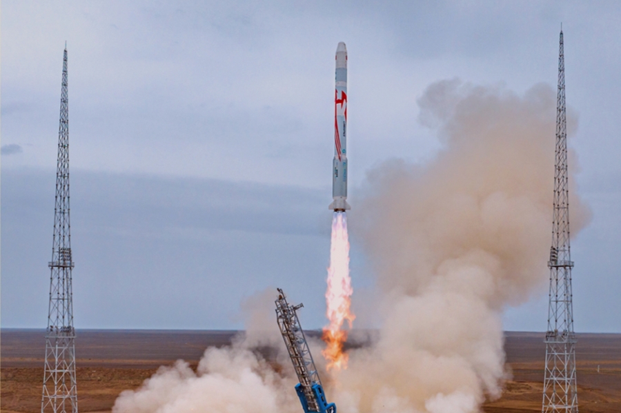 China Successfully Tests the World’s First Methane-Fueled Space Rocket