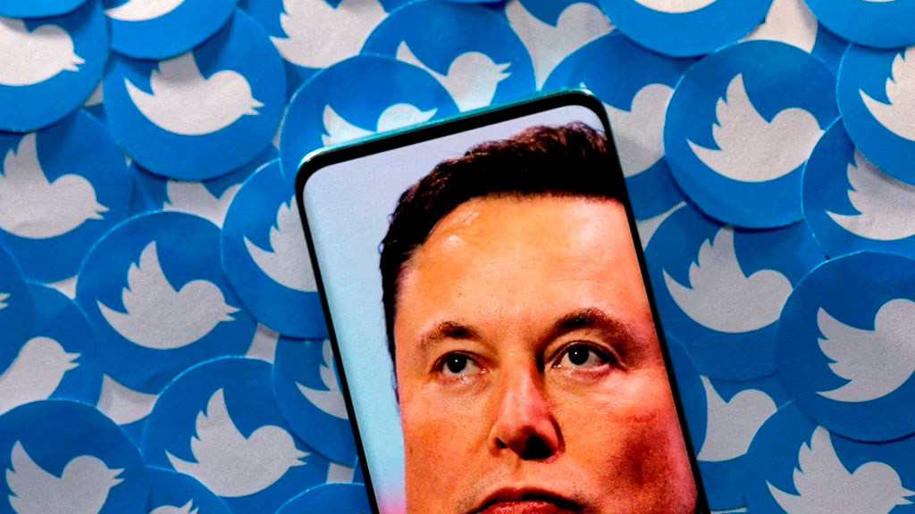 Elon Musk Announces Twitter’s Employee Count at Around 2,300