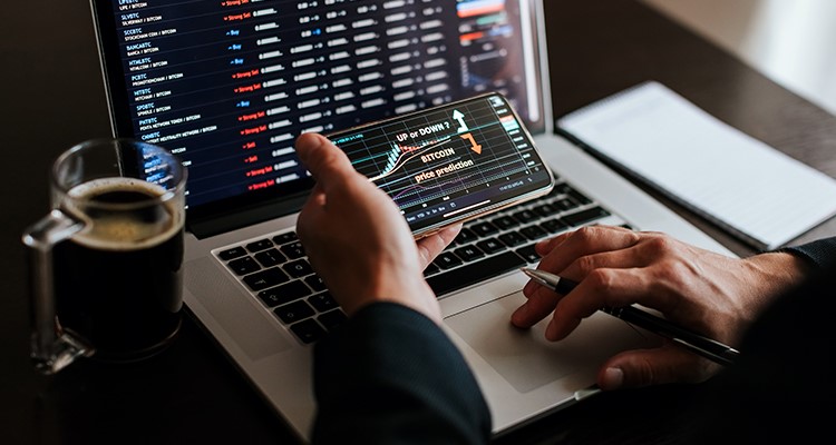 Bitcoin Holds Steady Above $64,000