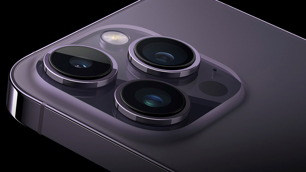 Tim Cook Confirms Decade-Long Partnership with Sony