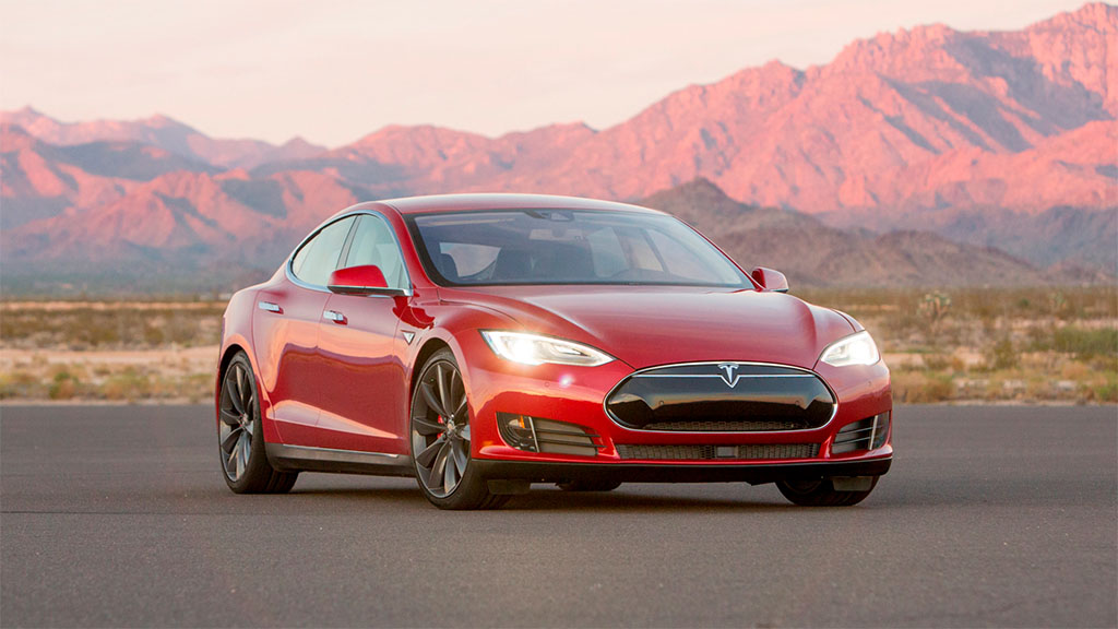 Tesla Recalls Over 350,000 Self-Driving Cars Due to Crash Fears