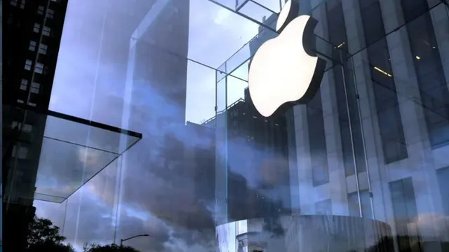 Bloomberg Names March 8 as Tentative Date for New Budget iPhone Presentation