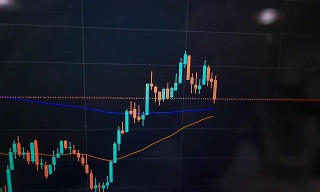 Cryptocurrency Trader Michaël van de Poppe on Altcoin Trading